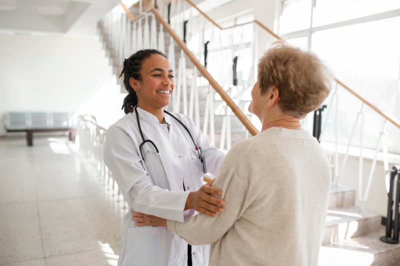 Acompanhamento em Consultas e Exames
